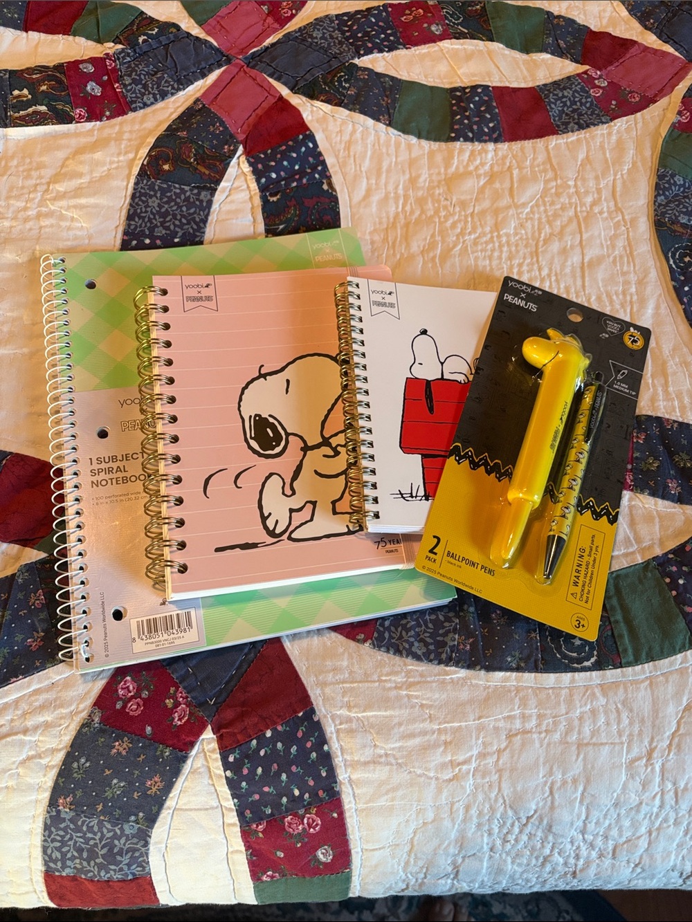 Yoobi x Peanuts Collection Snoopy